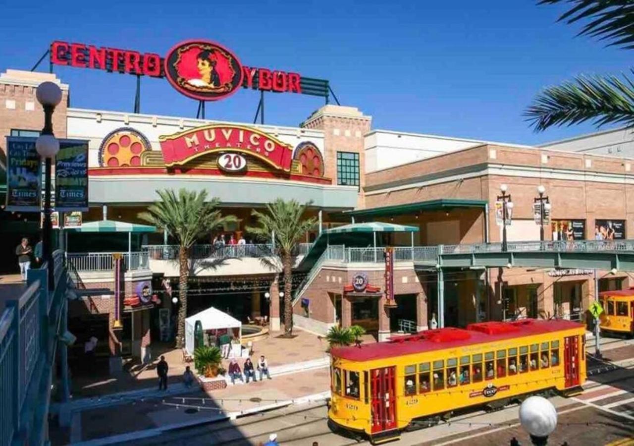 Busch Gardens Bliss Suite -1 Tampa Exteriör bild
